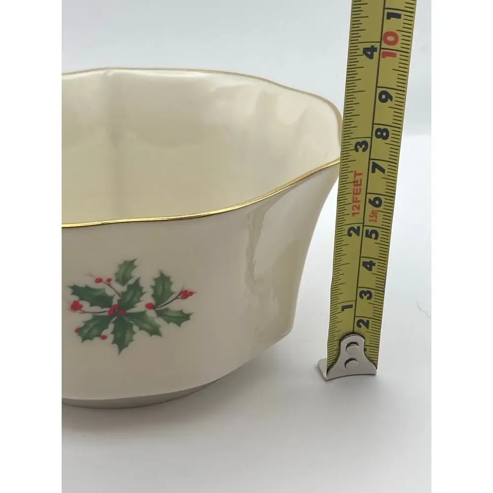 Lenox Holly Berry (Special) Gold Rim Small Octagon Bowl